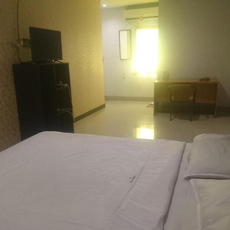 Sz Nine One Hotel Medan Exterior foto