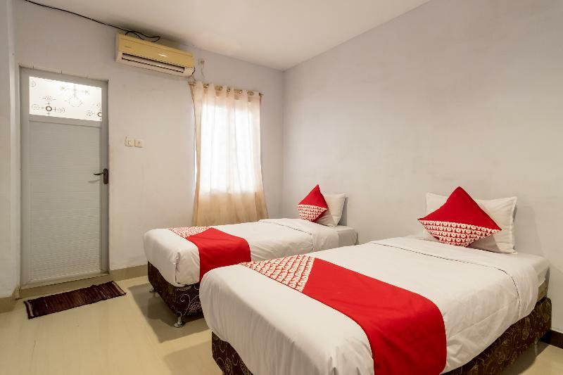 Sz Nine One Hotel Medan Exterior foto